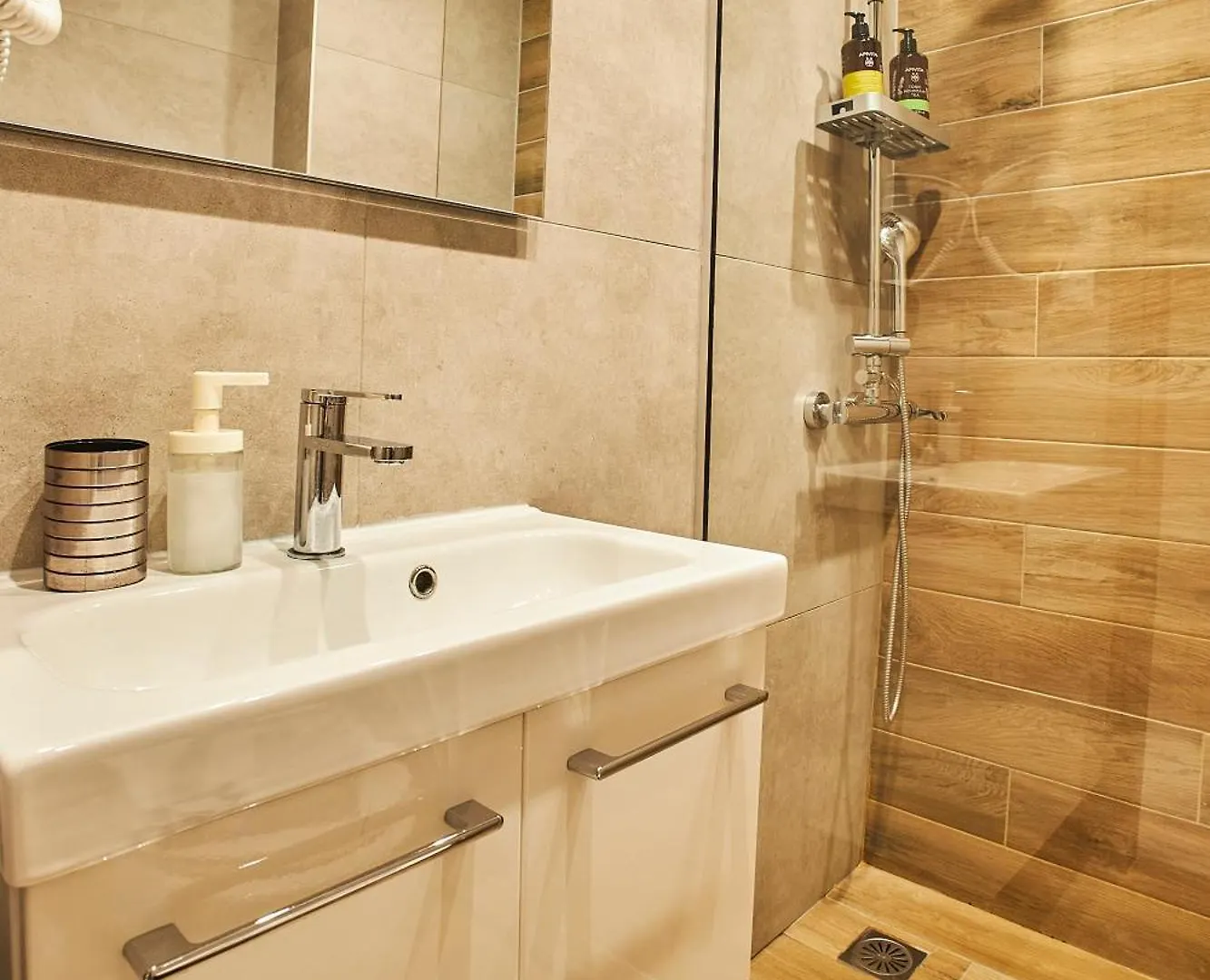 Starlights Wonderful View Apartments By Binobi! Θεσσαλονίκη